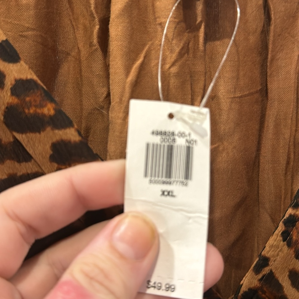 Old Navy leopard dress. NWT. Size XXL - Picture 3 of 3